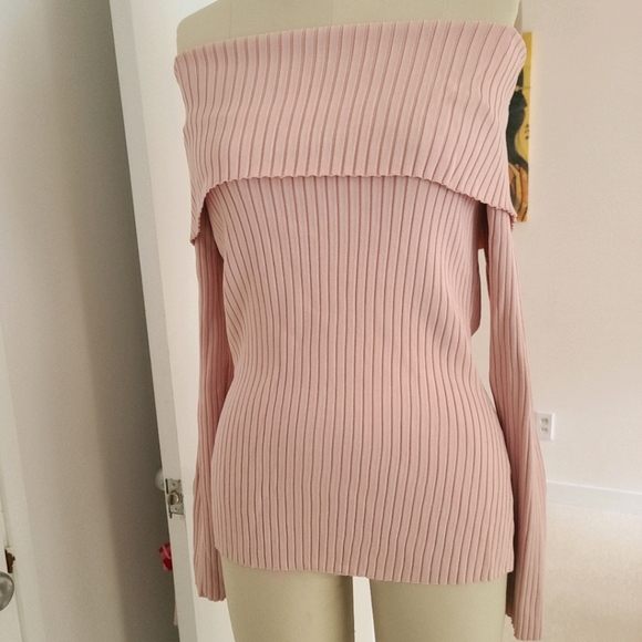 Bcbg Risa off shoulder top - Picture 3 of 3